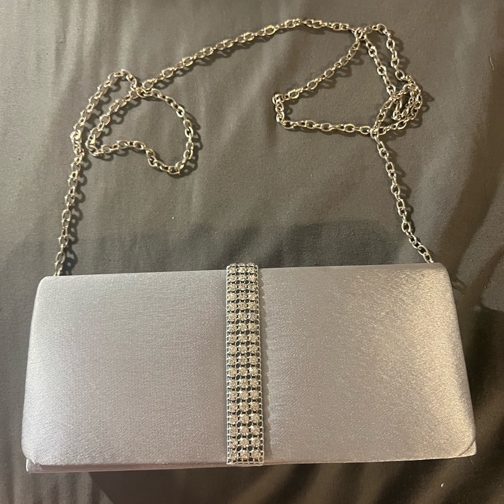 Lula Townsend Elegant Silver Rhinestone Clutch Wristlet